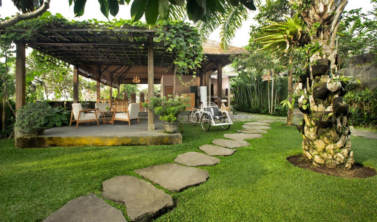 Kayu Villa